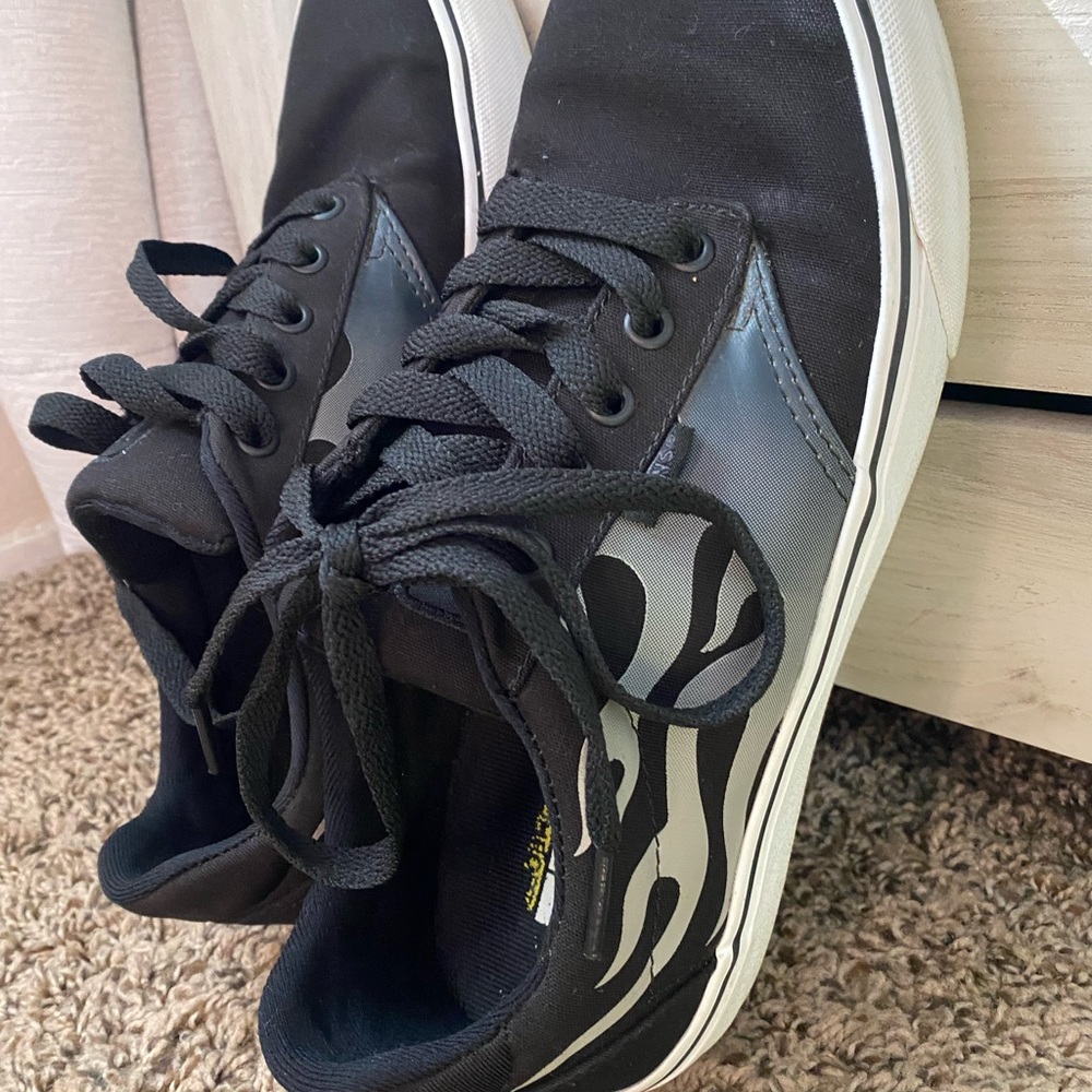 Flame old school vans